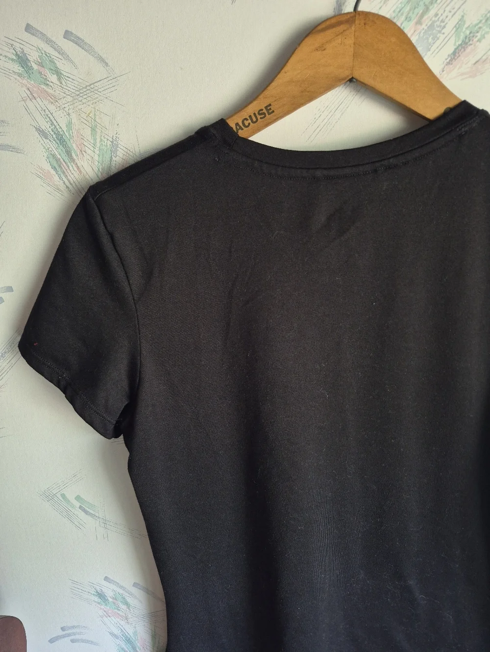 The North Face Women's Short Sleeve Tee Black Size Small - Picture 6 of 11